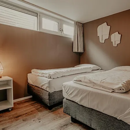 بيت للعطل Houseboat In Netherlands With Private Dock, Cleaning Included
