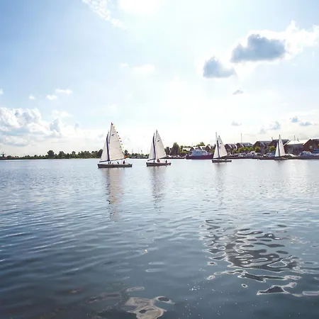 Houseboat In Netherlands With Private Dock, Cleaning Included *