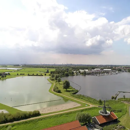 Houseboat In Netherlands With Private Dock, Cleaning Included * Uitgeest