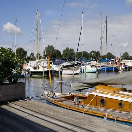 Houseboat In Netherlands With Private Dock, Cleaning Included